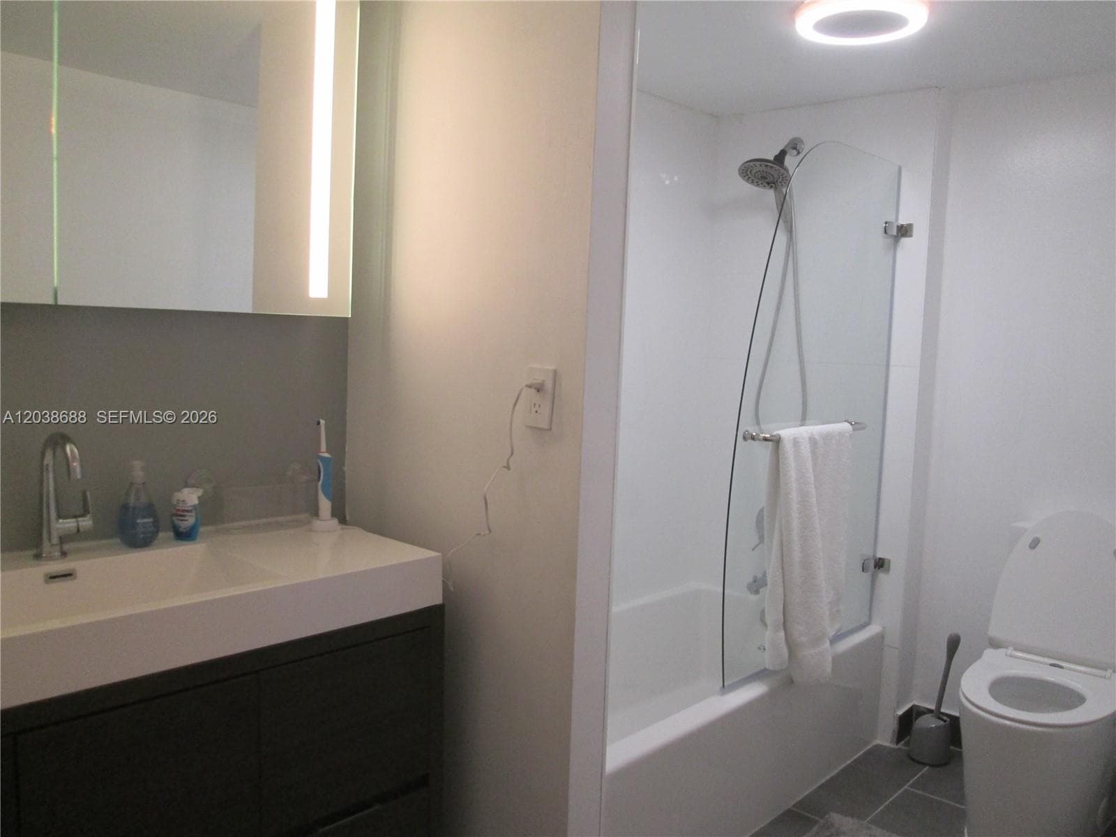 290 174th St 1812 photo 21