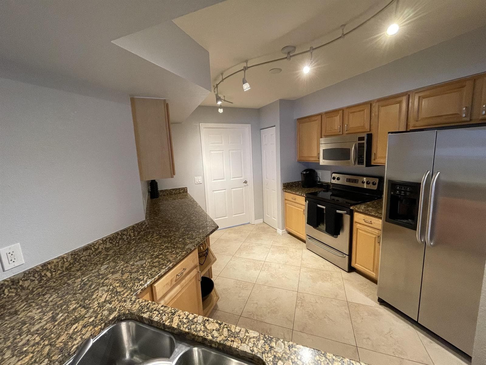 1801 N Flagler Drive 502 photo 4