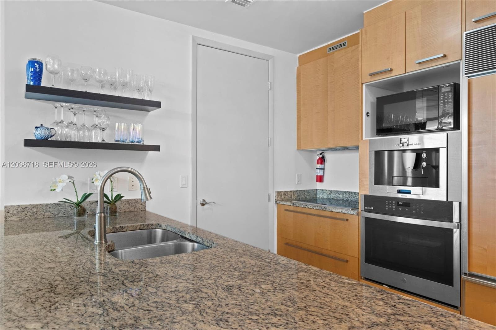 15901 Collins Ave 1502 photo 5