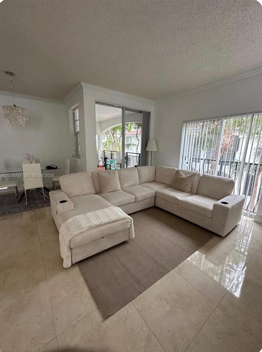 3125 NE 184th St 1305 photo 4