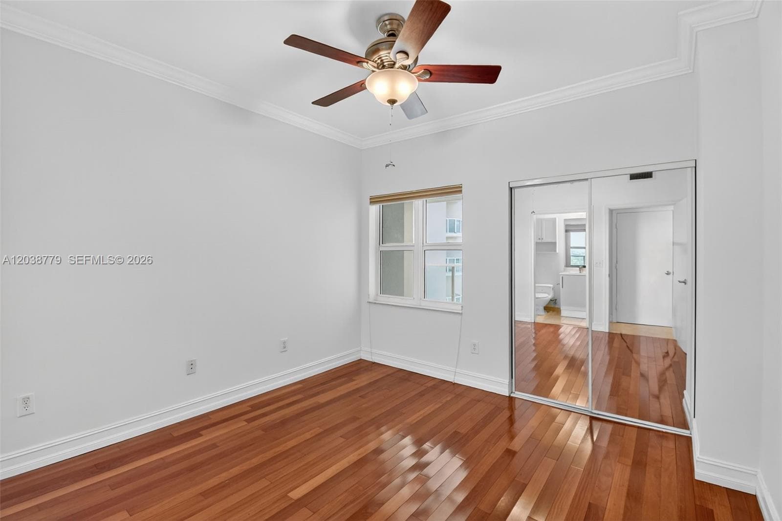 3330 NE 190th St 1611 photo 24