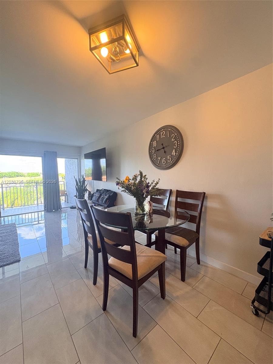 9375 Fontainebleau Blvd L403 photo 3