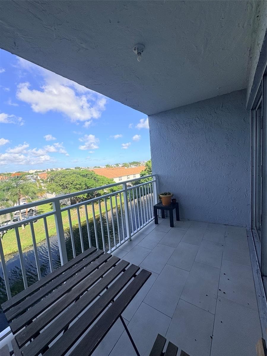 9375 Fontainebleau Blvd L403 photo 5