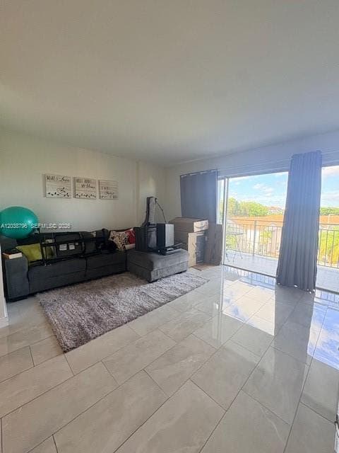 9375 Fontainebleau Blvd L403 photo 4