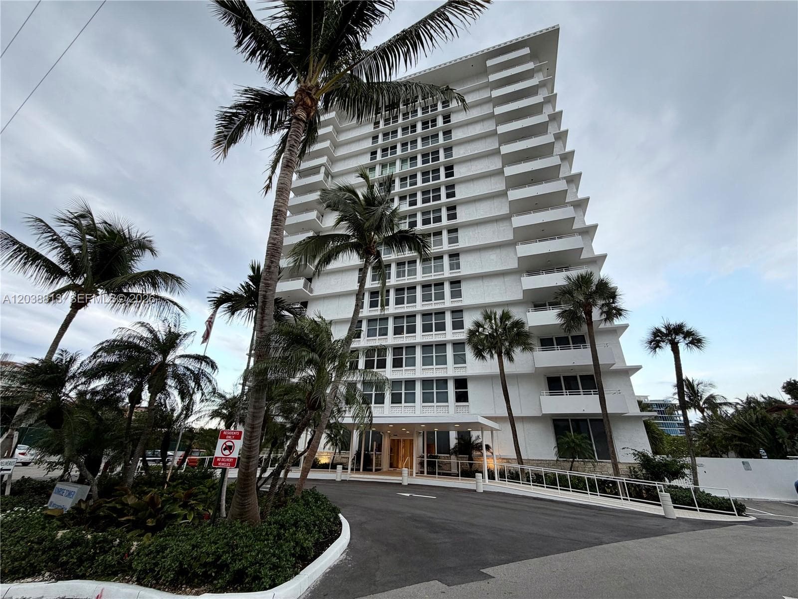 888 Intracoastal Dr 15E photo 20