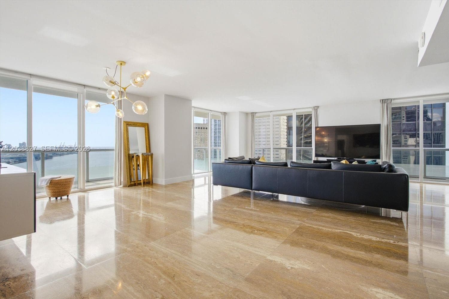 50 Biscayne Blvd 2510 photo 2