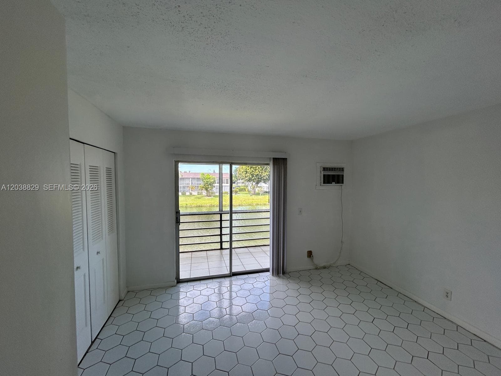 89 Berkshire D 89 photo 13