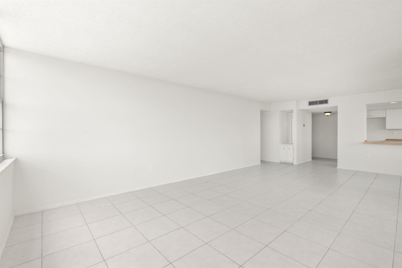 18011 Biscayne Boulevard 1704-1 photo 12