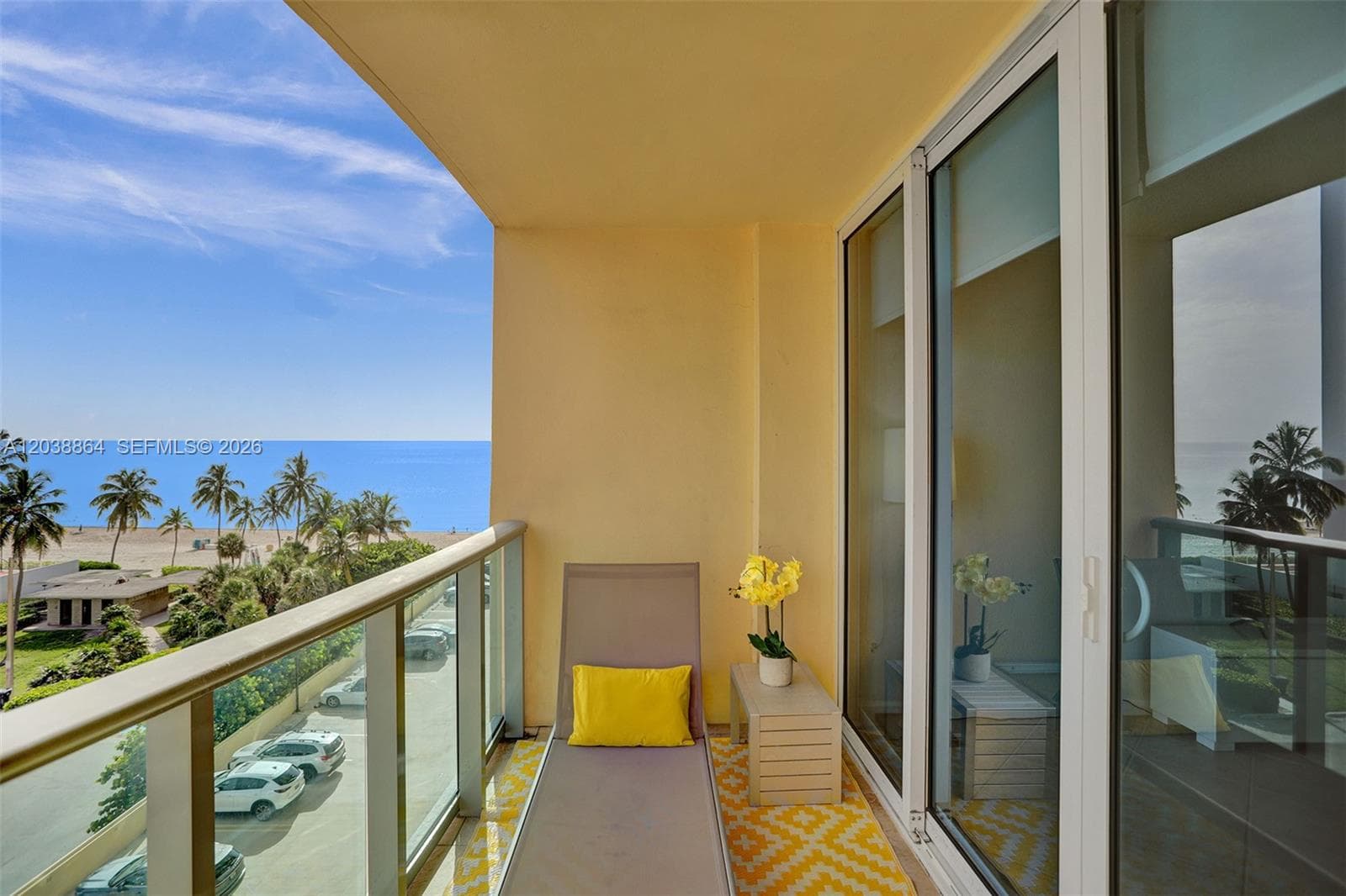 2501 S Ocean Dr 605 photo 1