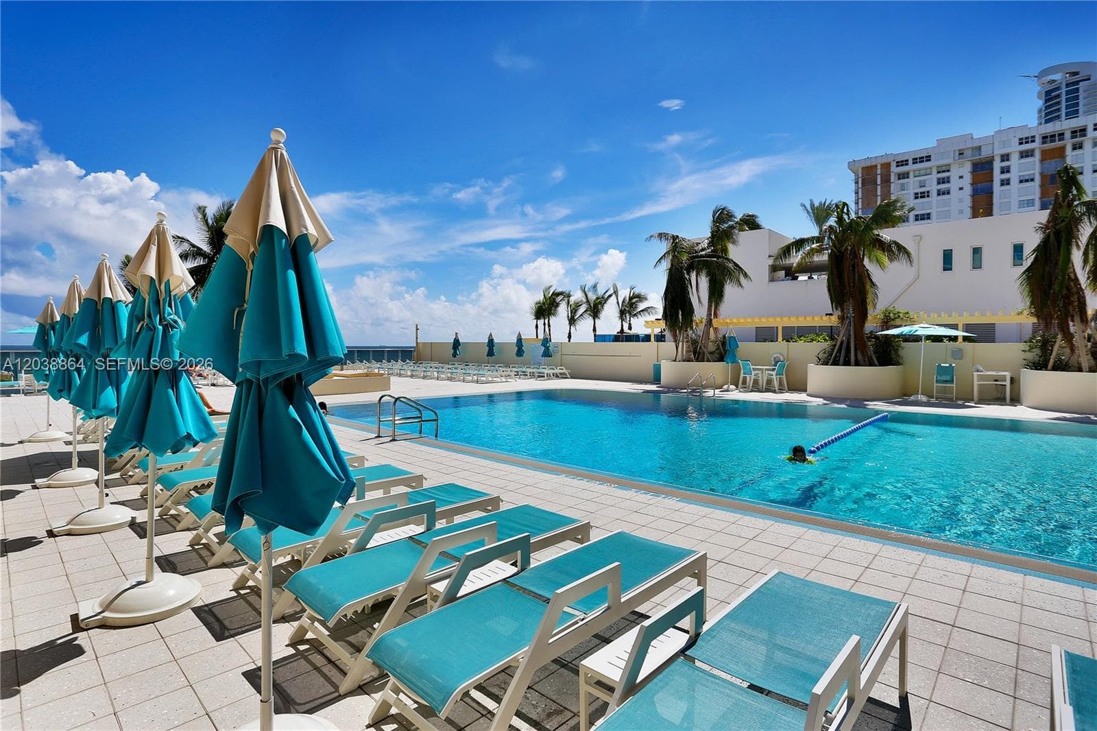 2501 S Ocean Dr 605 photo 14