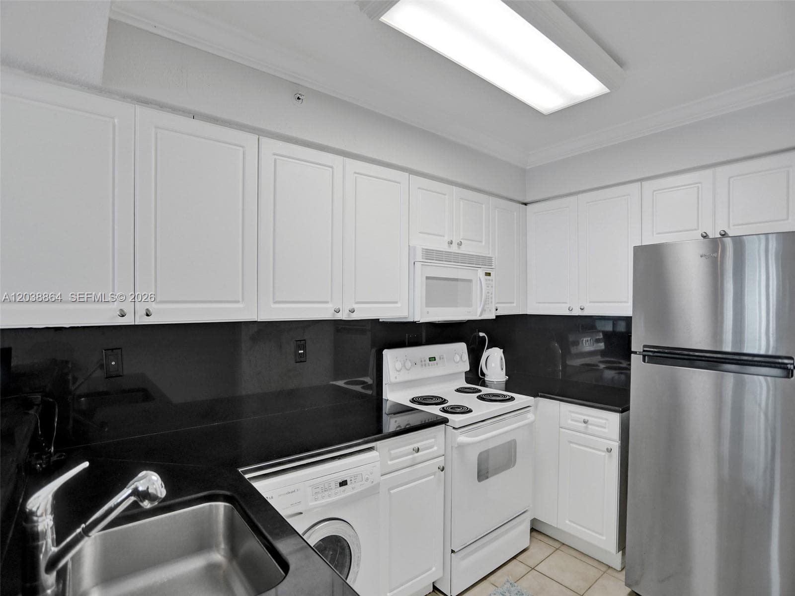 2501 S Ocean Dr 605 photo 8