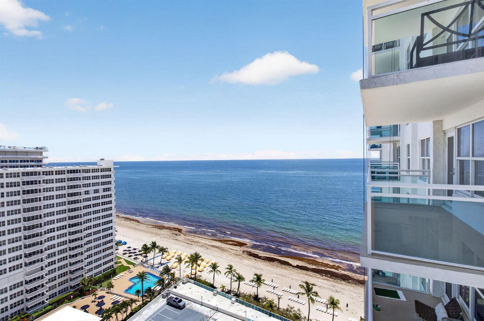 3900 Galt Ocean Drive 1814 photo 2