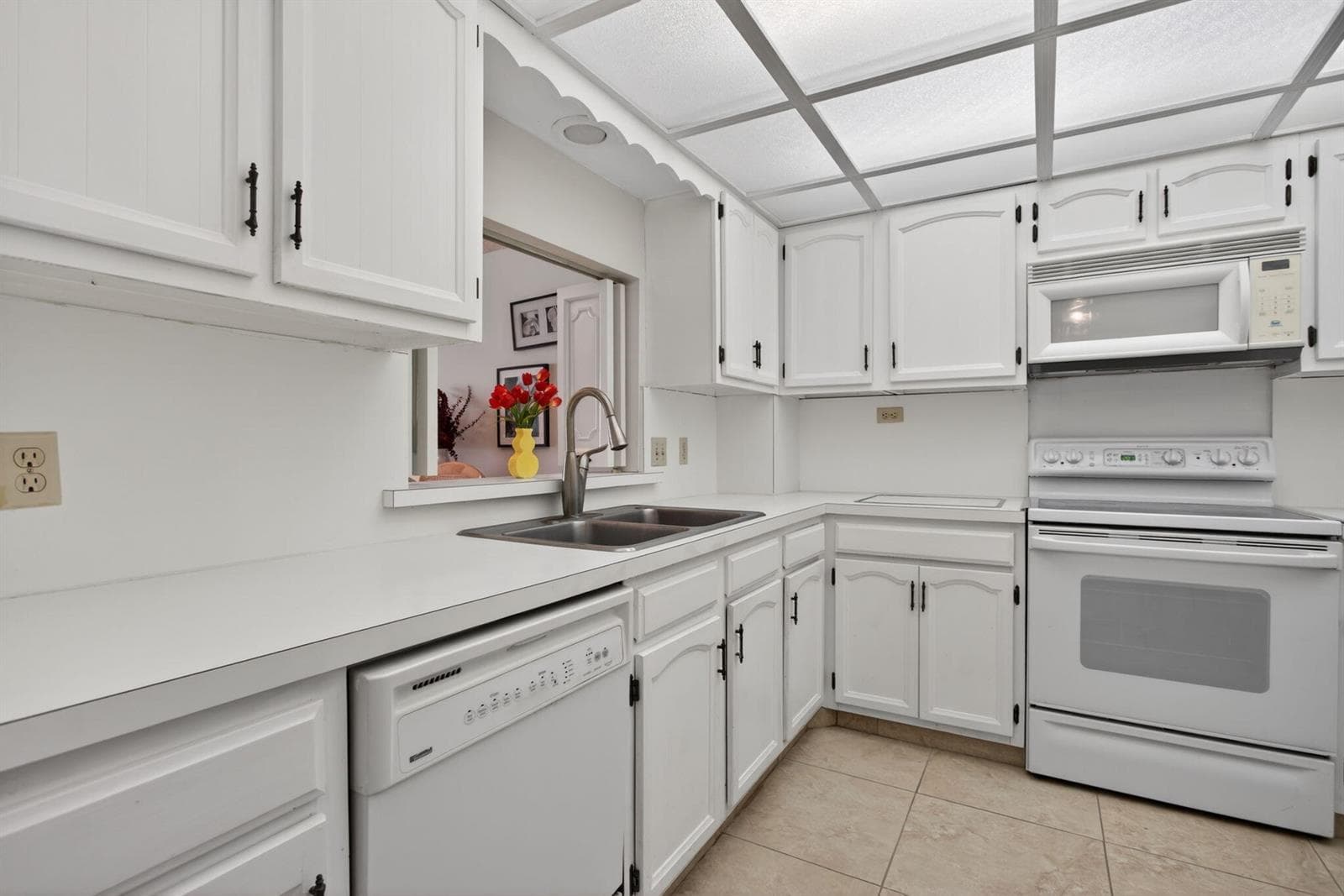 3900 Galt Ocean Drive 1814 photo 12