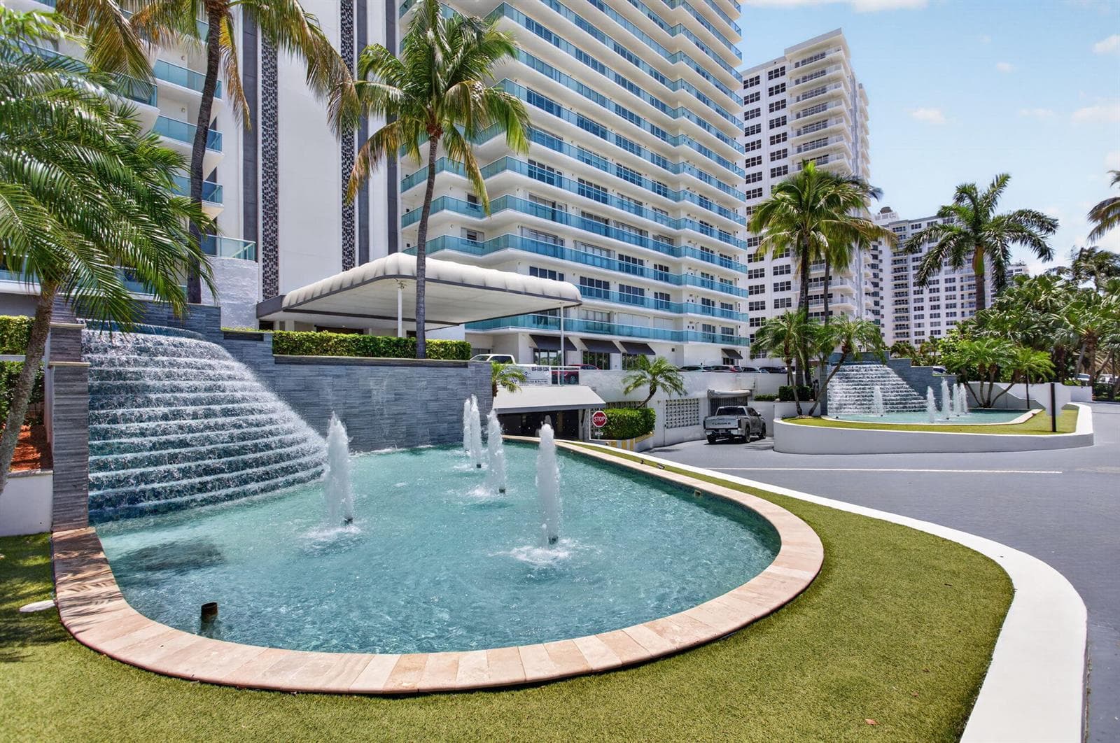 3900 Galt Ocean Drive 1814 photo 4