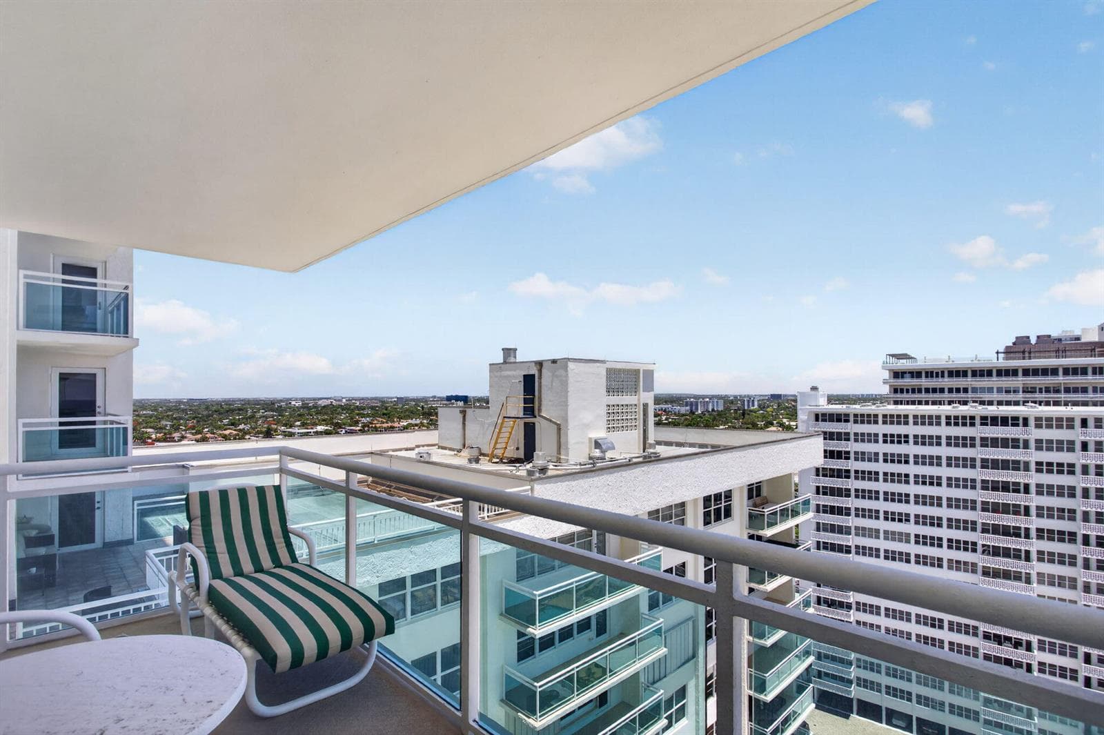 3900 Galt Ocean Drive 1814 photo 21