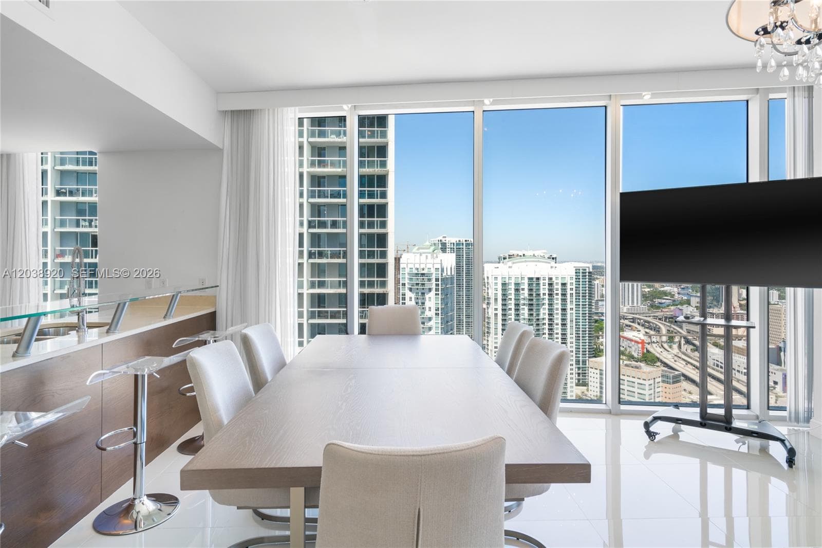 475 Brickell Ave 4315 photo 5