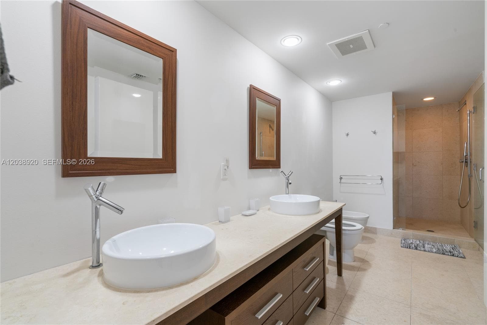 475 Brickell Ave 4315 photo 9
