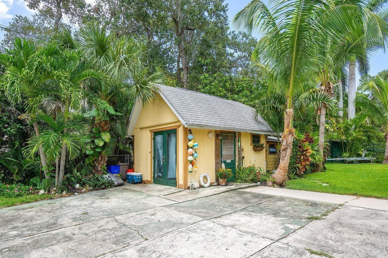 11091 Ellison Wilson Road photo 21