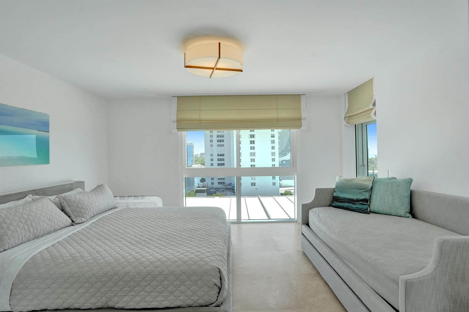 715 Bayshore Drive 902 photo 16