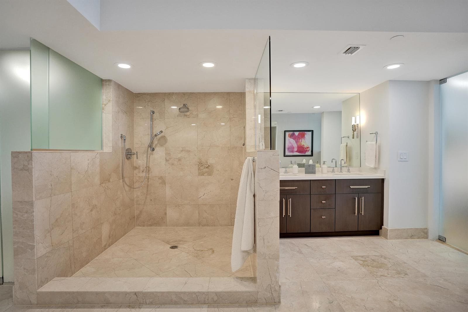 715 Bayshore Drive 902 photo 11