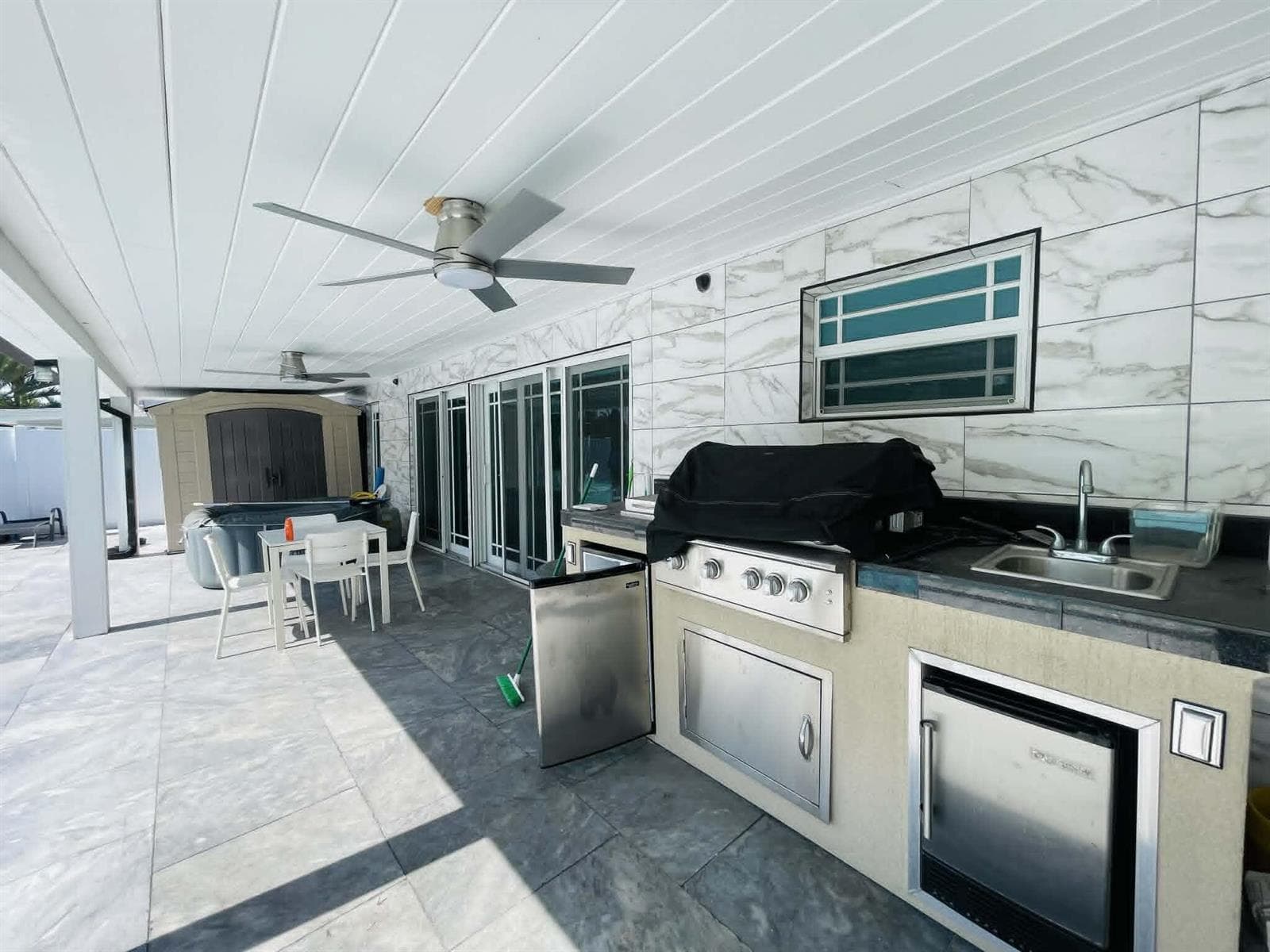 2531 Gulfstream Lane photo 4