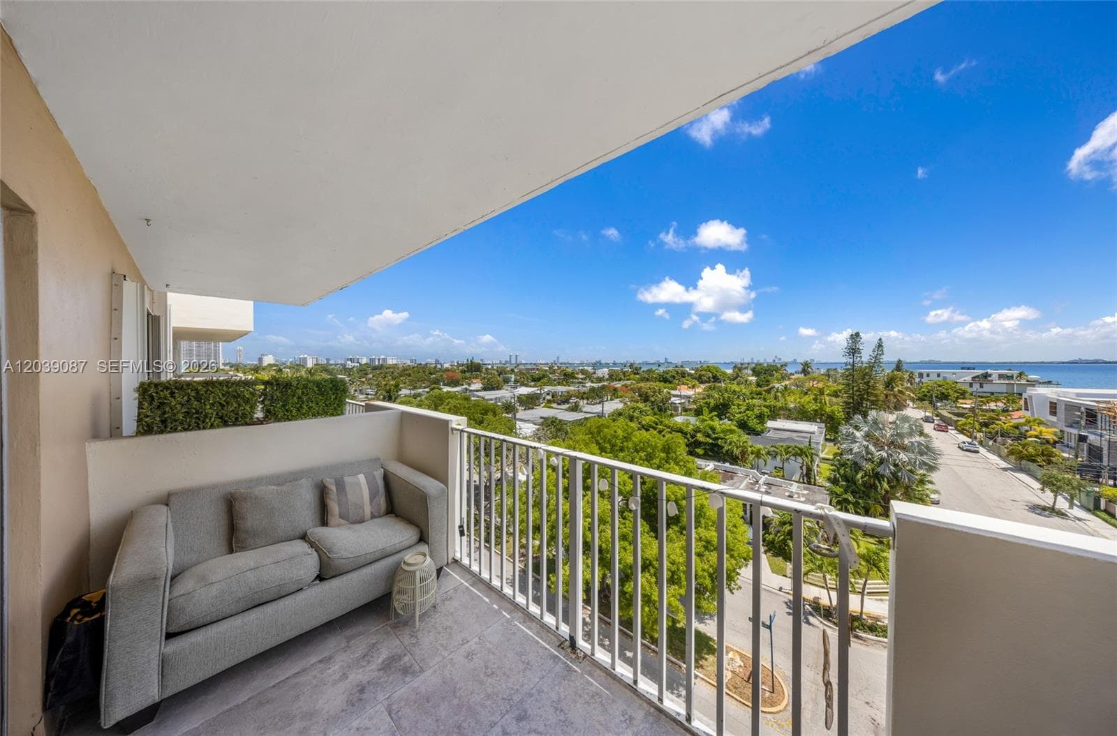1455 N Treasure Dr 6N photo 13