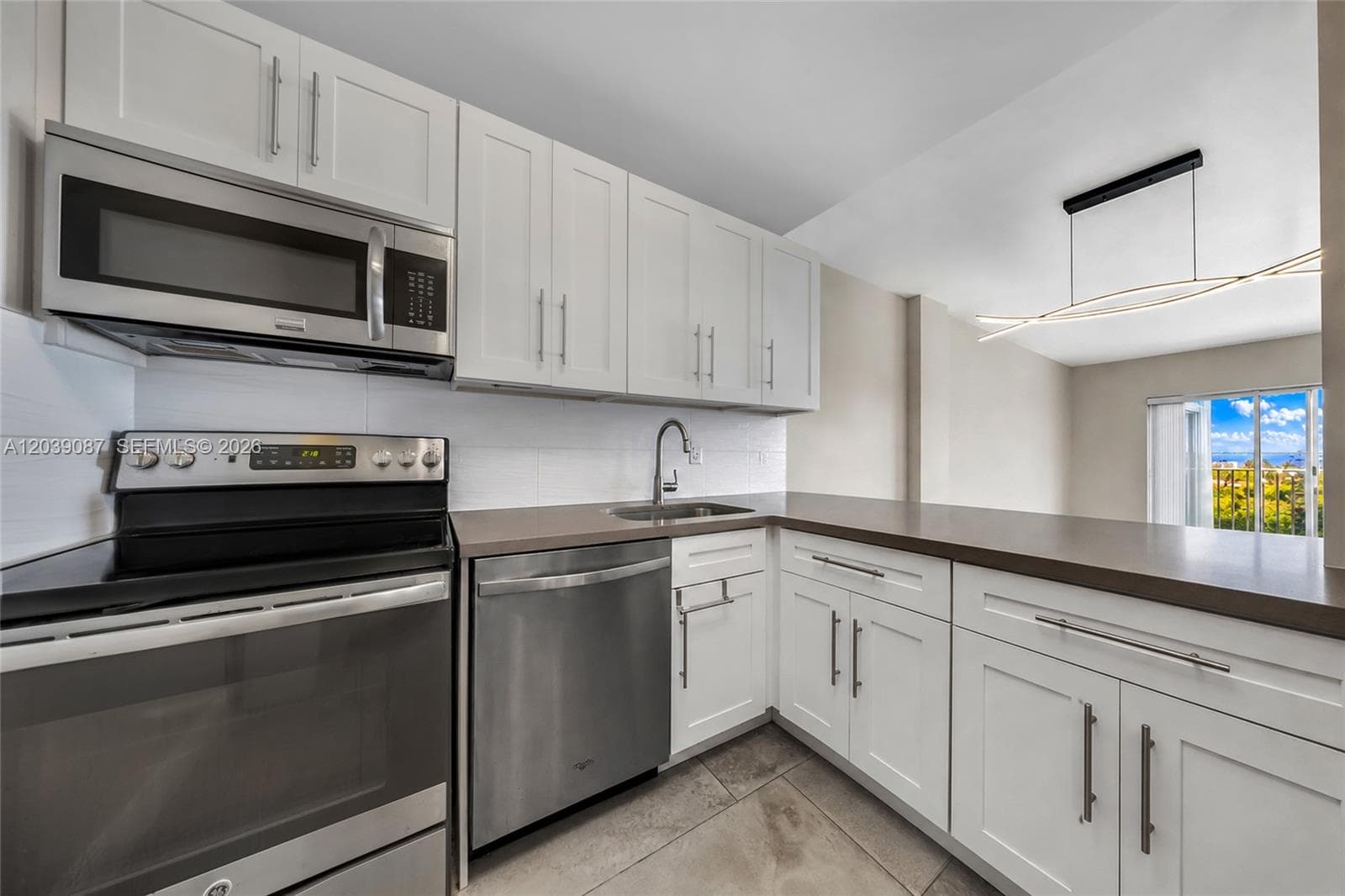 1455 N Treasure Dr 6N photo 16