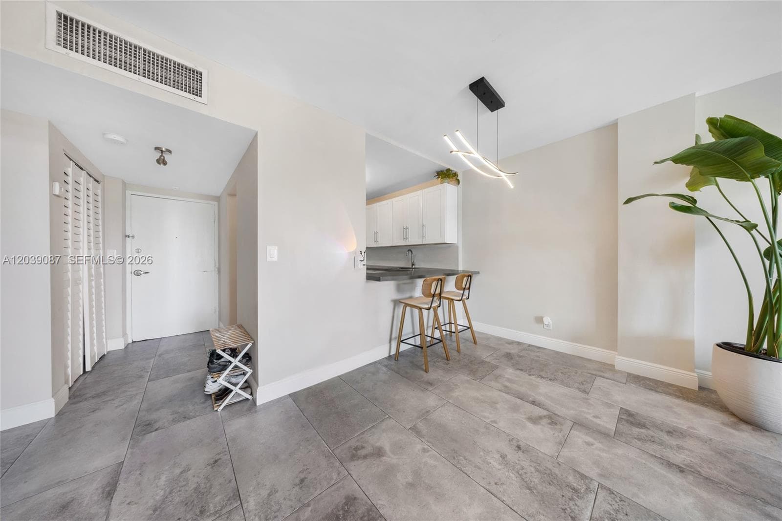 1455 N Treasure Dr 6N photo 14