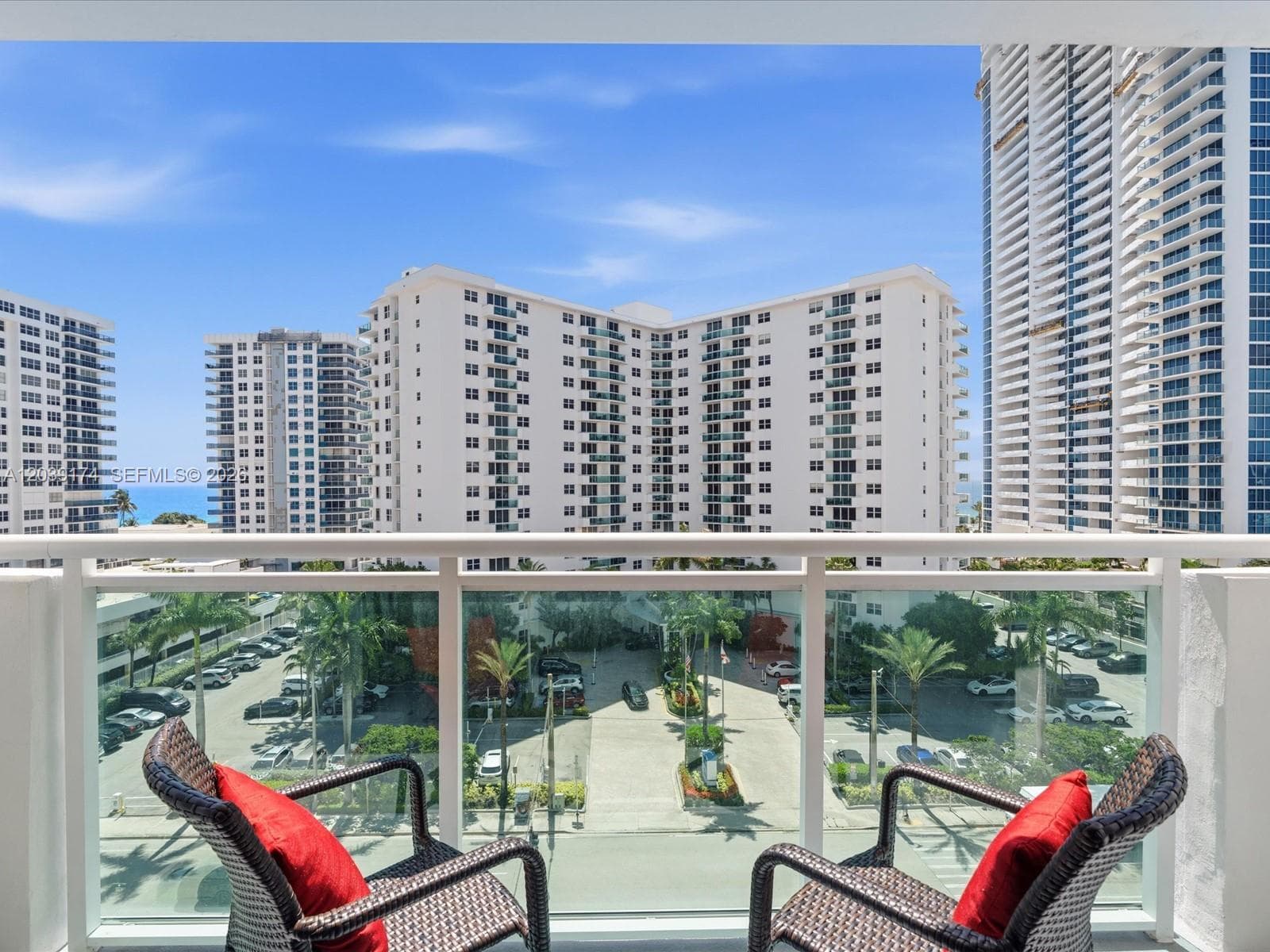 3000 S Ocean Dr 718 photo 1