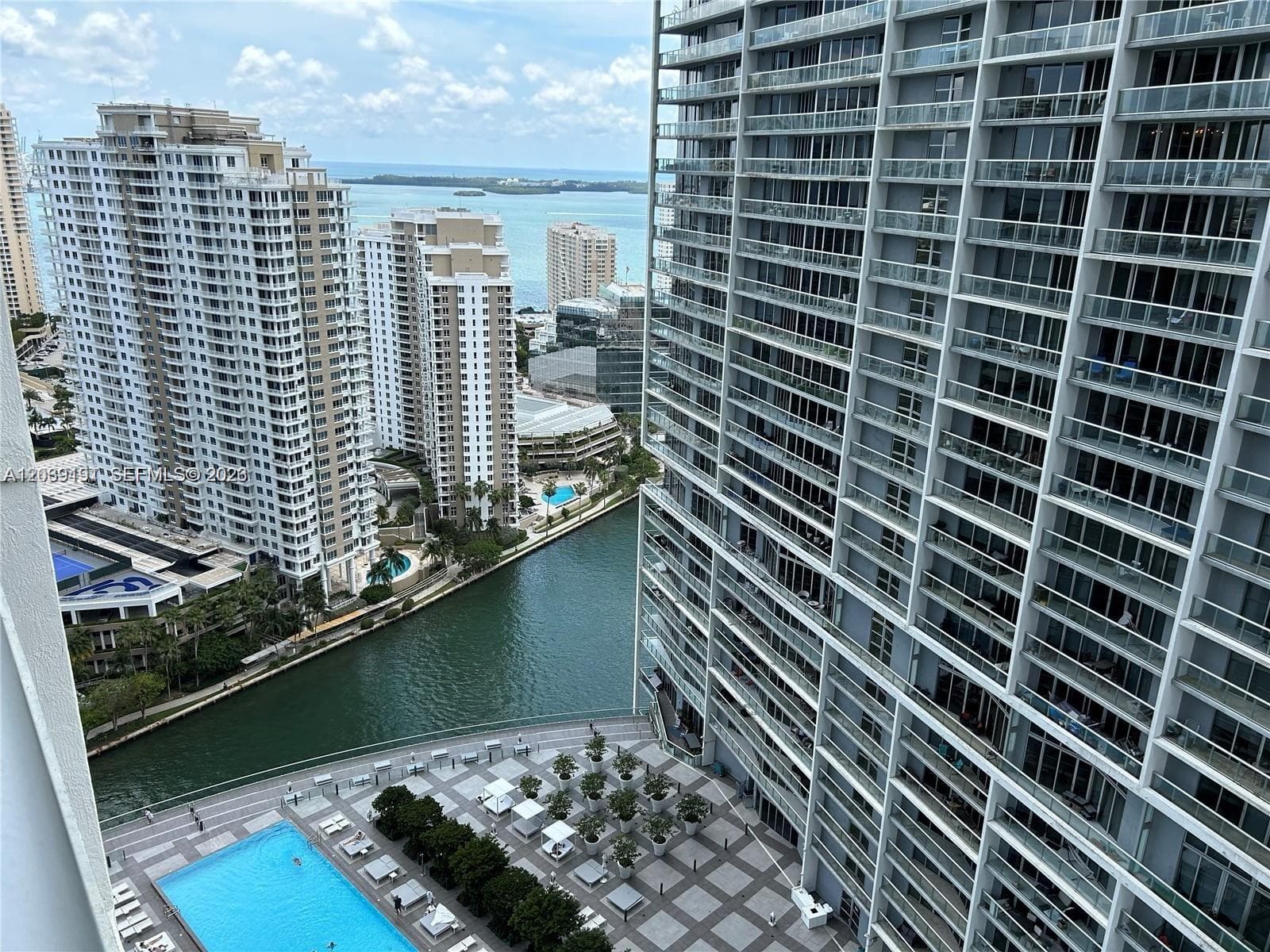 475 Brickell Ave 3113 photo 3