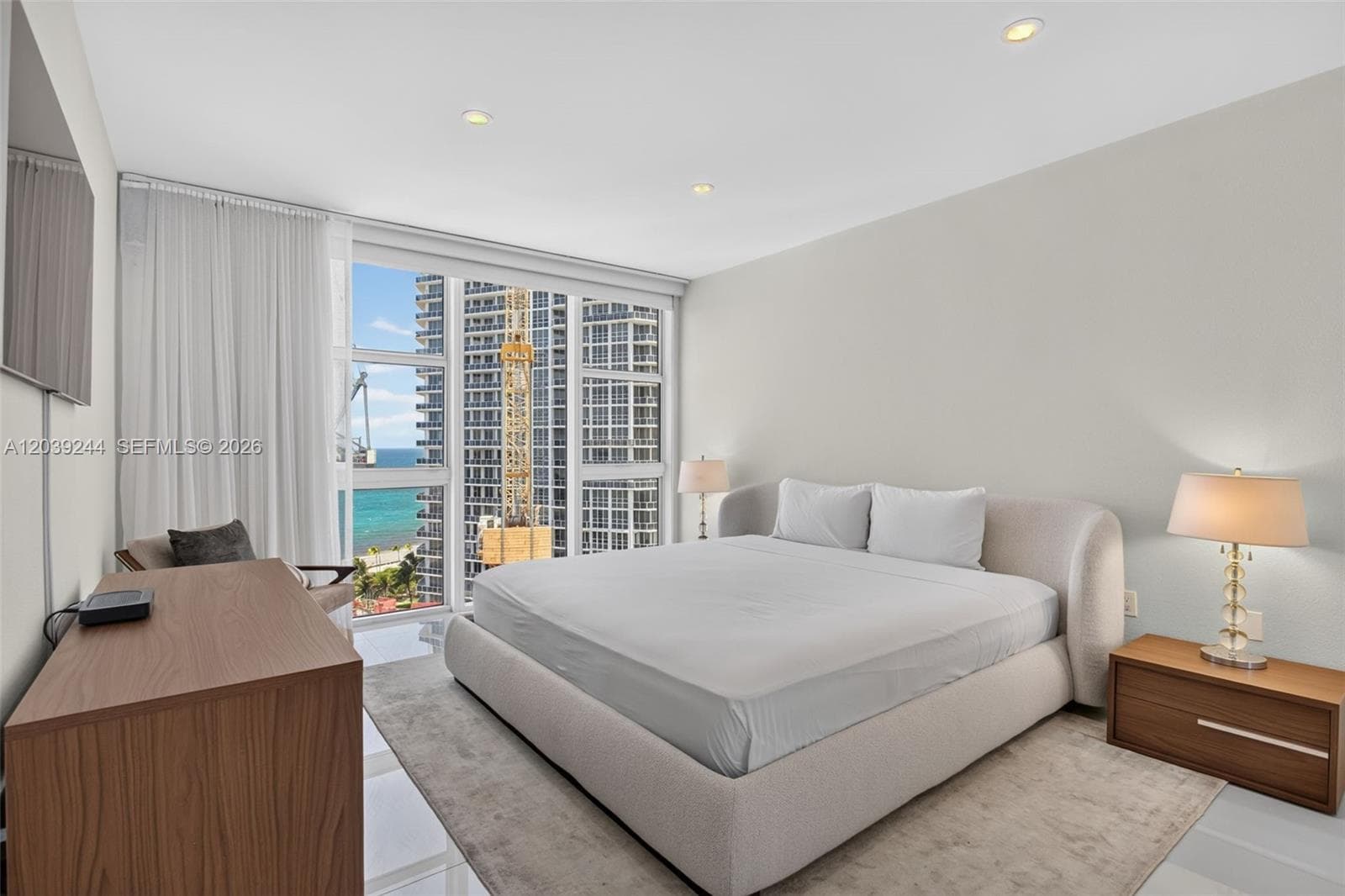 10275 Collins Ave 1521 photo 17