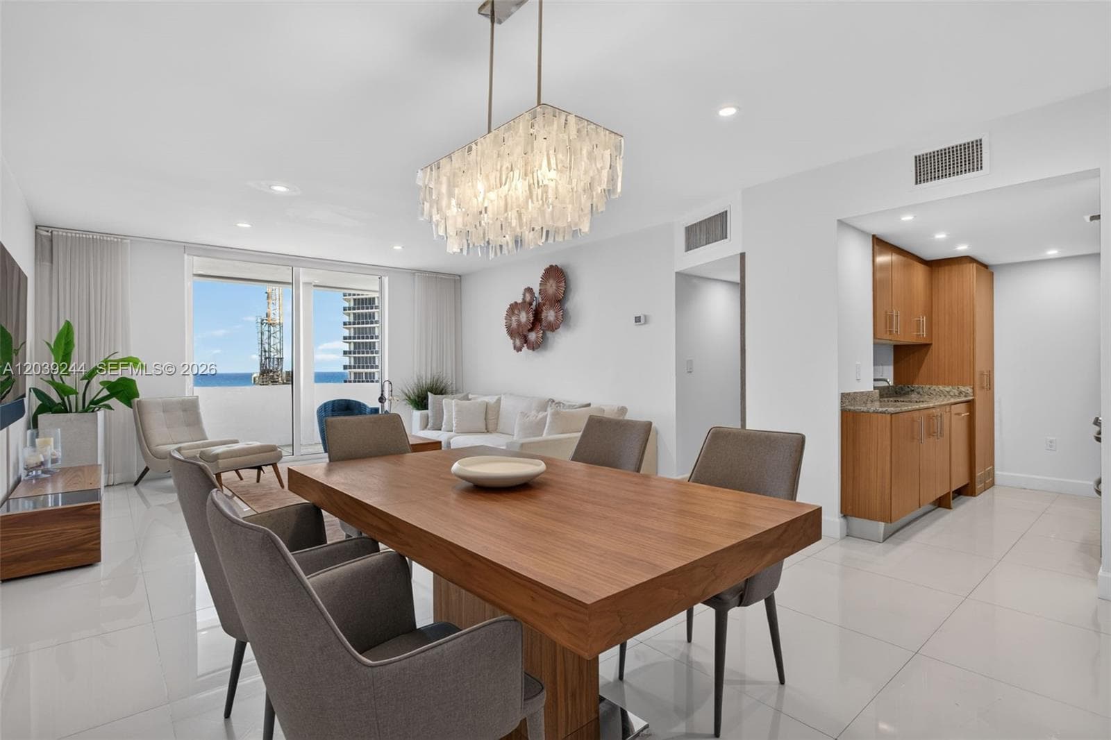 10275 Collins Ave 1521 photo 7