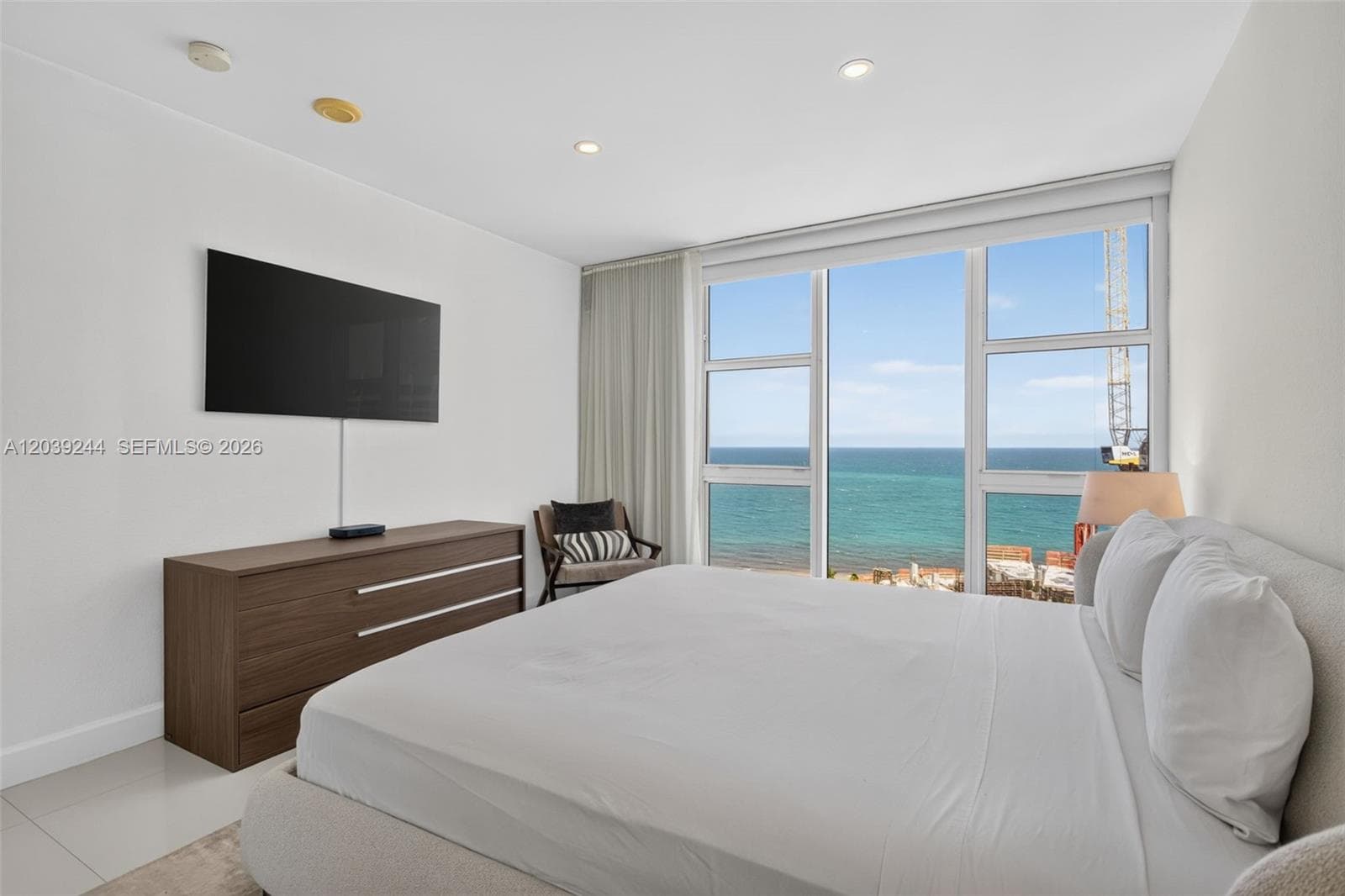 10275 Collins Ave 1521 photo 18