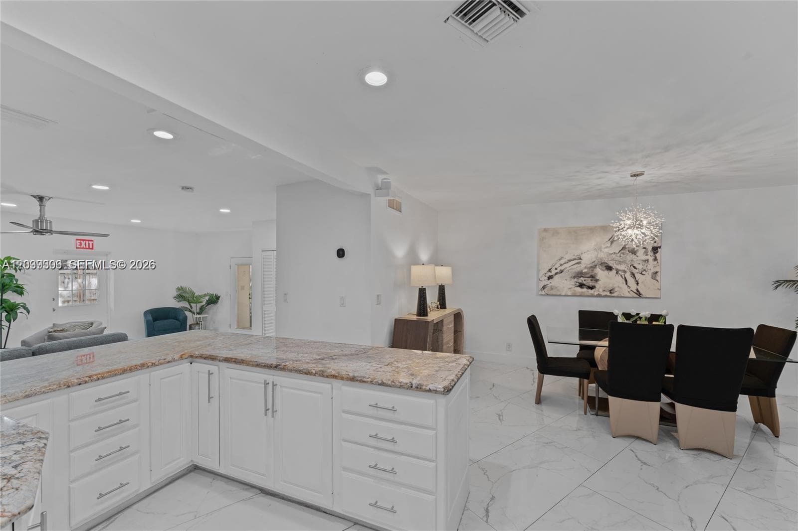 1809 Coral Gardens Dr photo 19