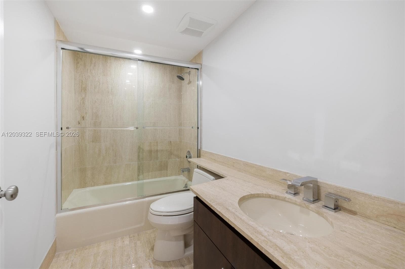 10175 Collins Ave 907 photo 15