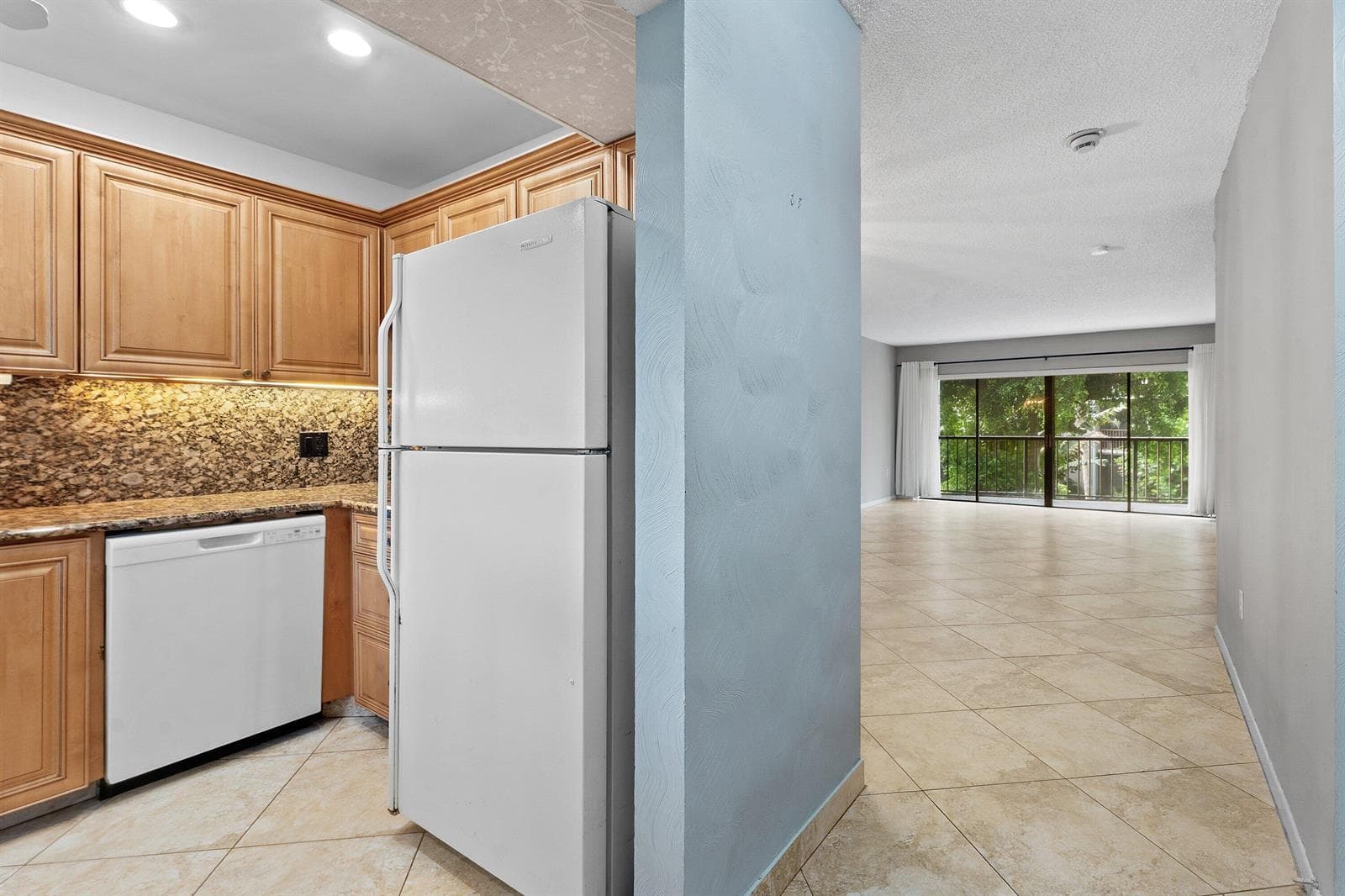 3605 S Ocean Boulevard 229 photo 9