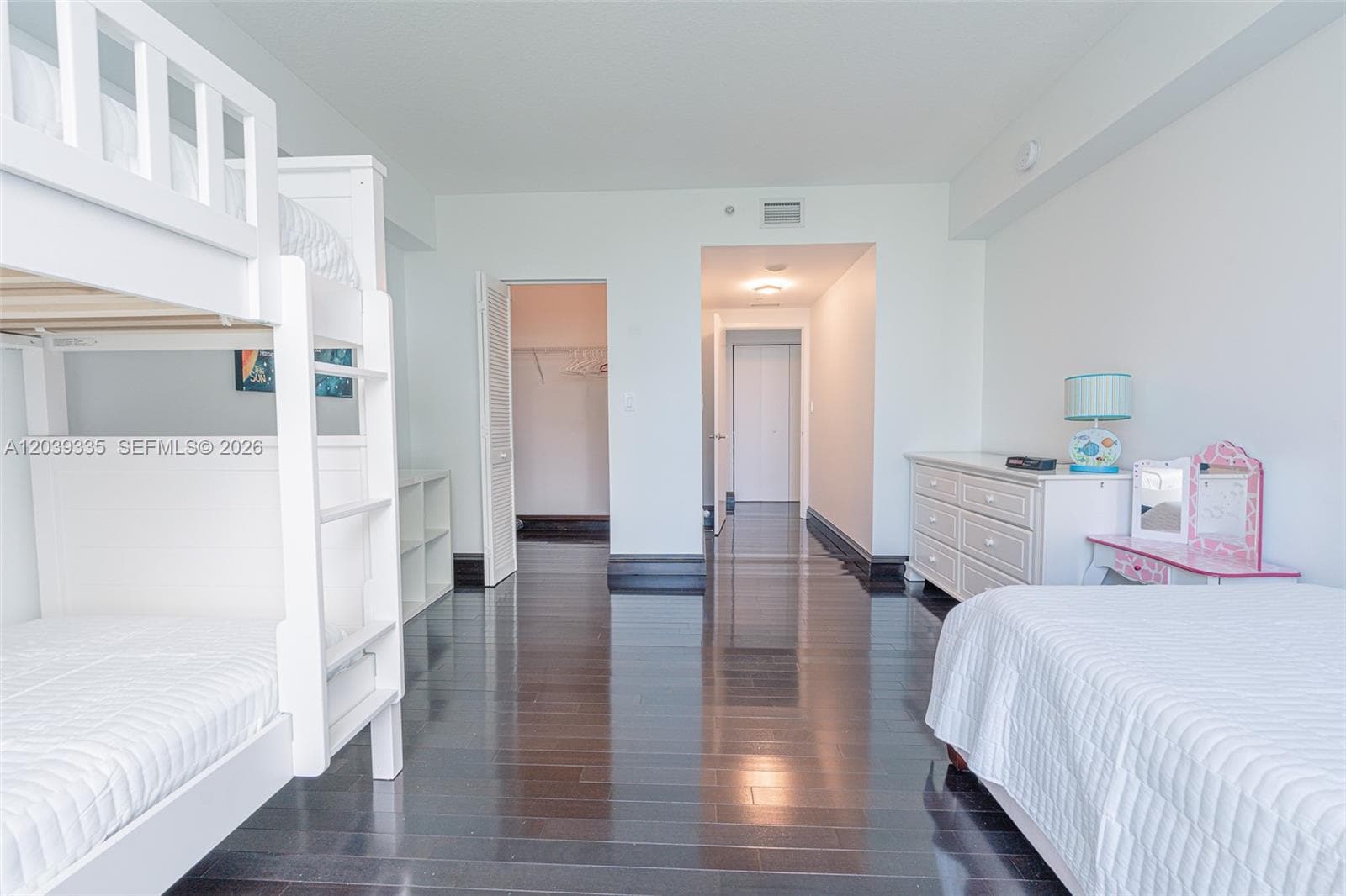 335 S Biscayne Blvd 1009 photo 23