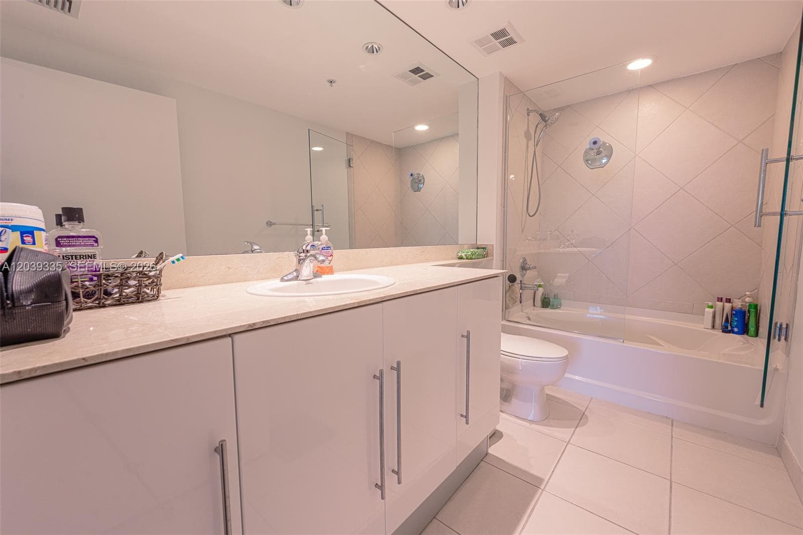 335 S Biscayne Blvd 1009 photo 16