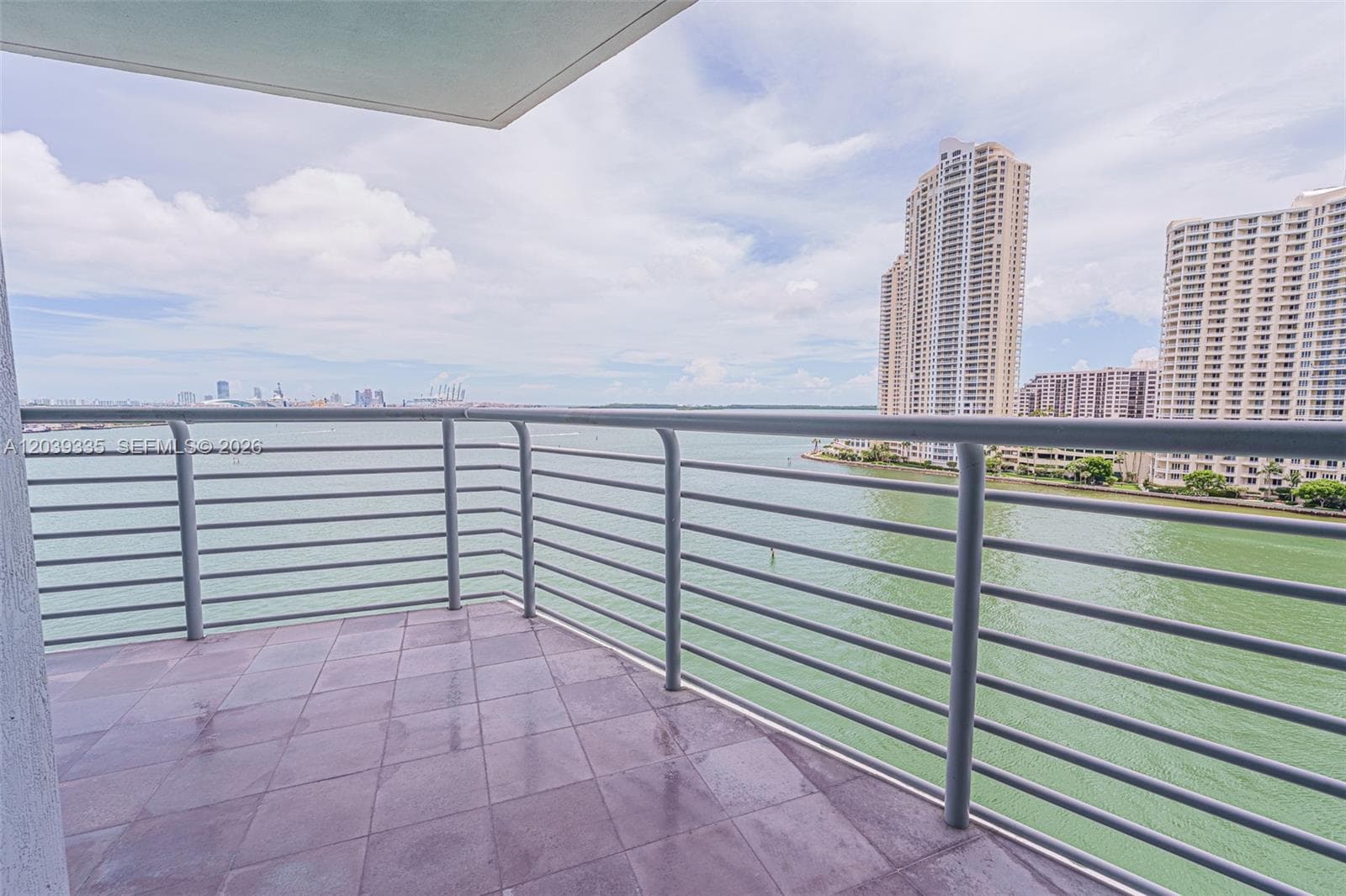 335 S Biscayne Blvd 1009 photo 4