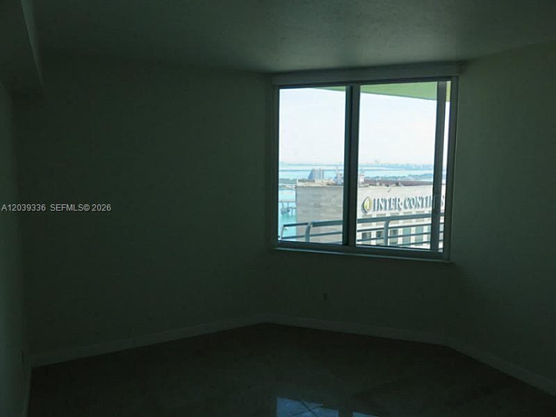 325 S BISCAYNE BLVD 4122 photo 14
