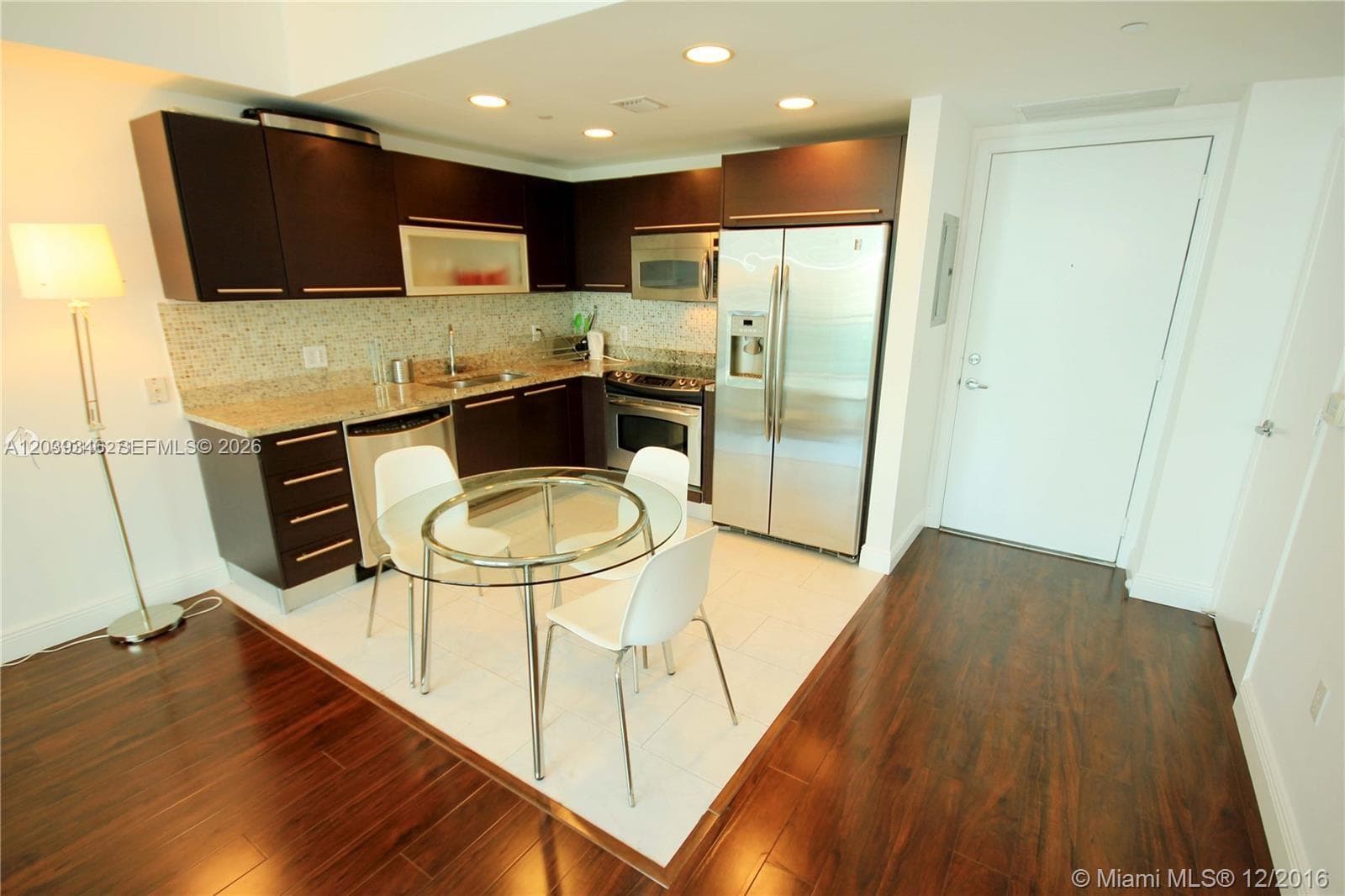 3308 photo 6