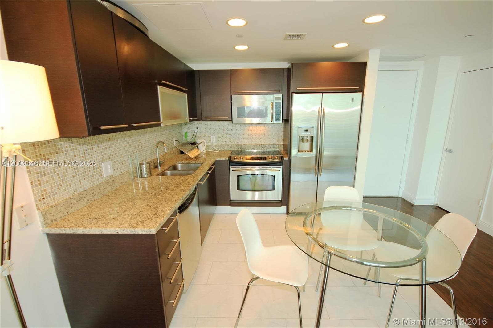 3308 photo 7