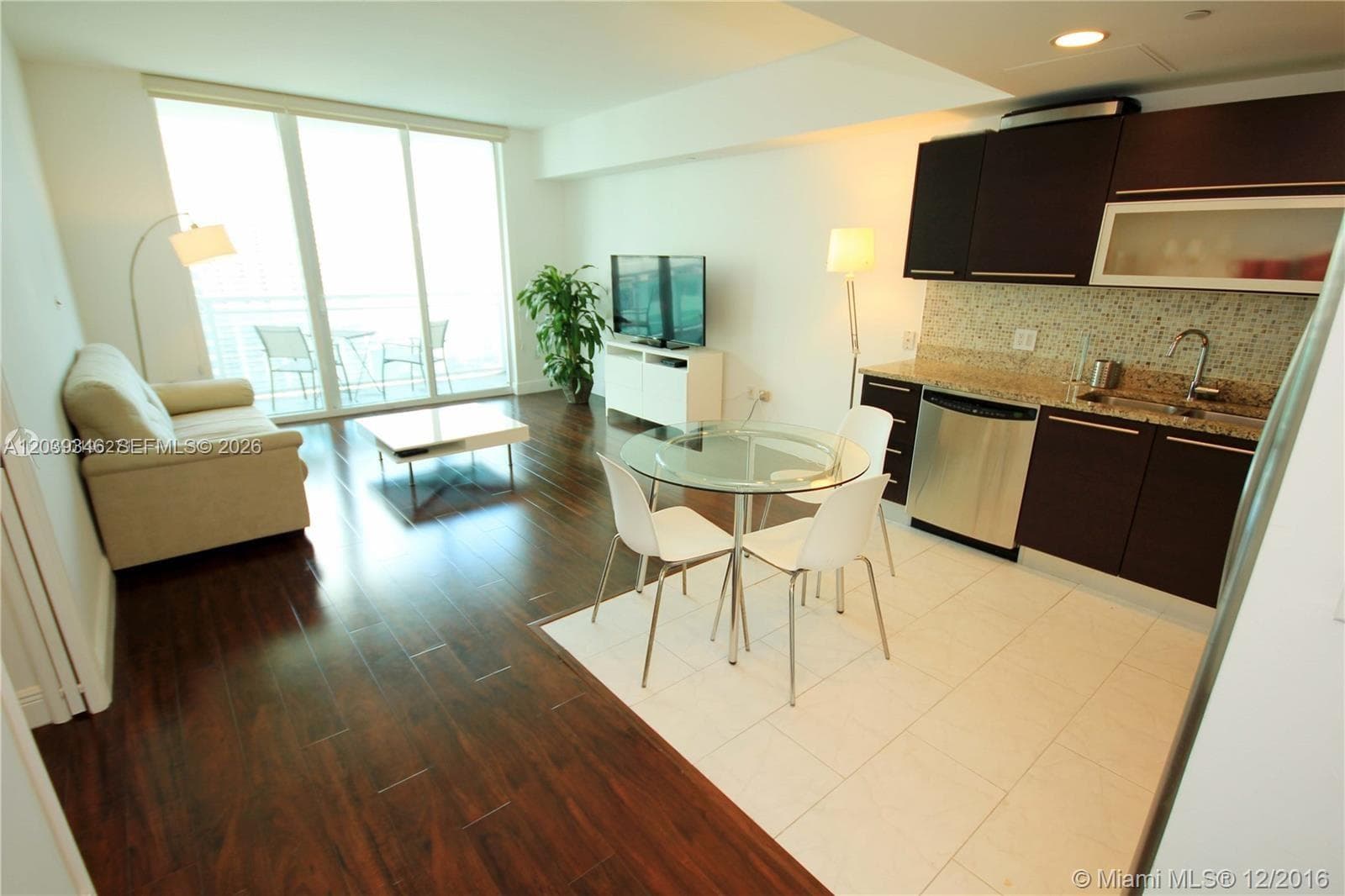 3308 photo 5