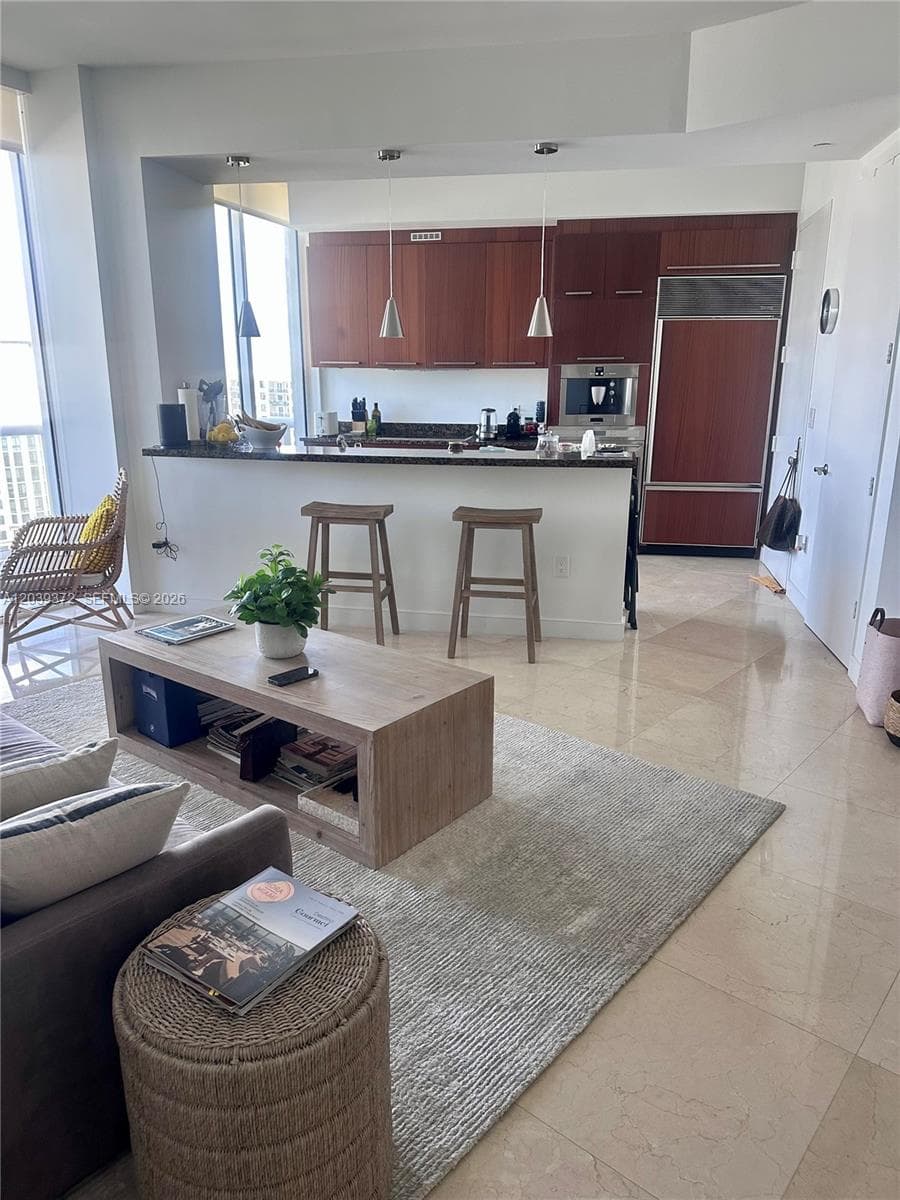 15811 Collins Ave 1505 photo 2