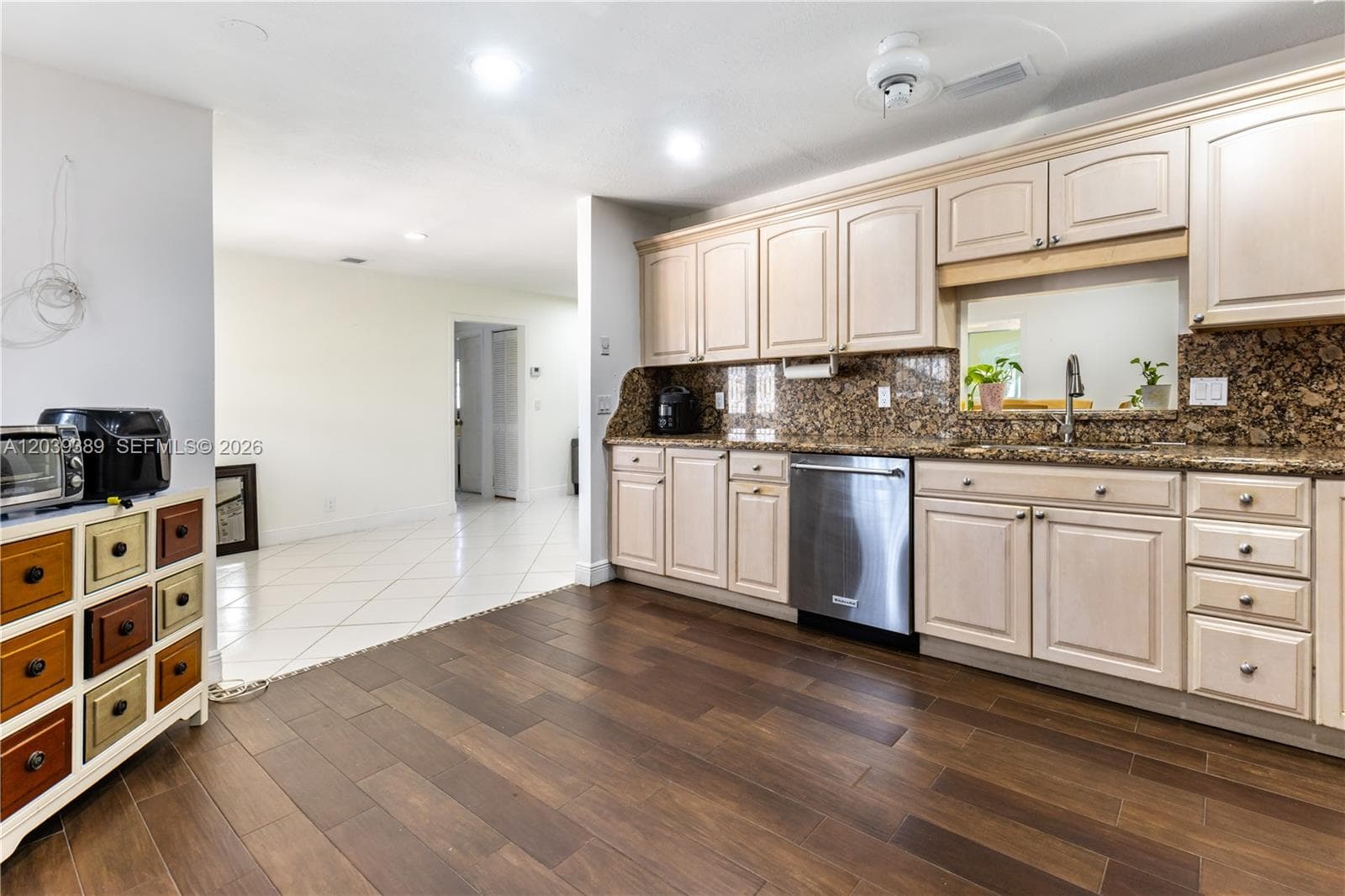 19323 Carolina Cir photo 2
