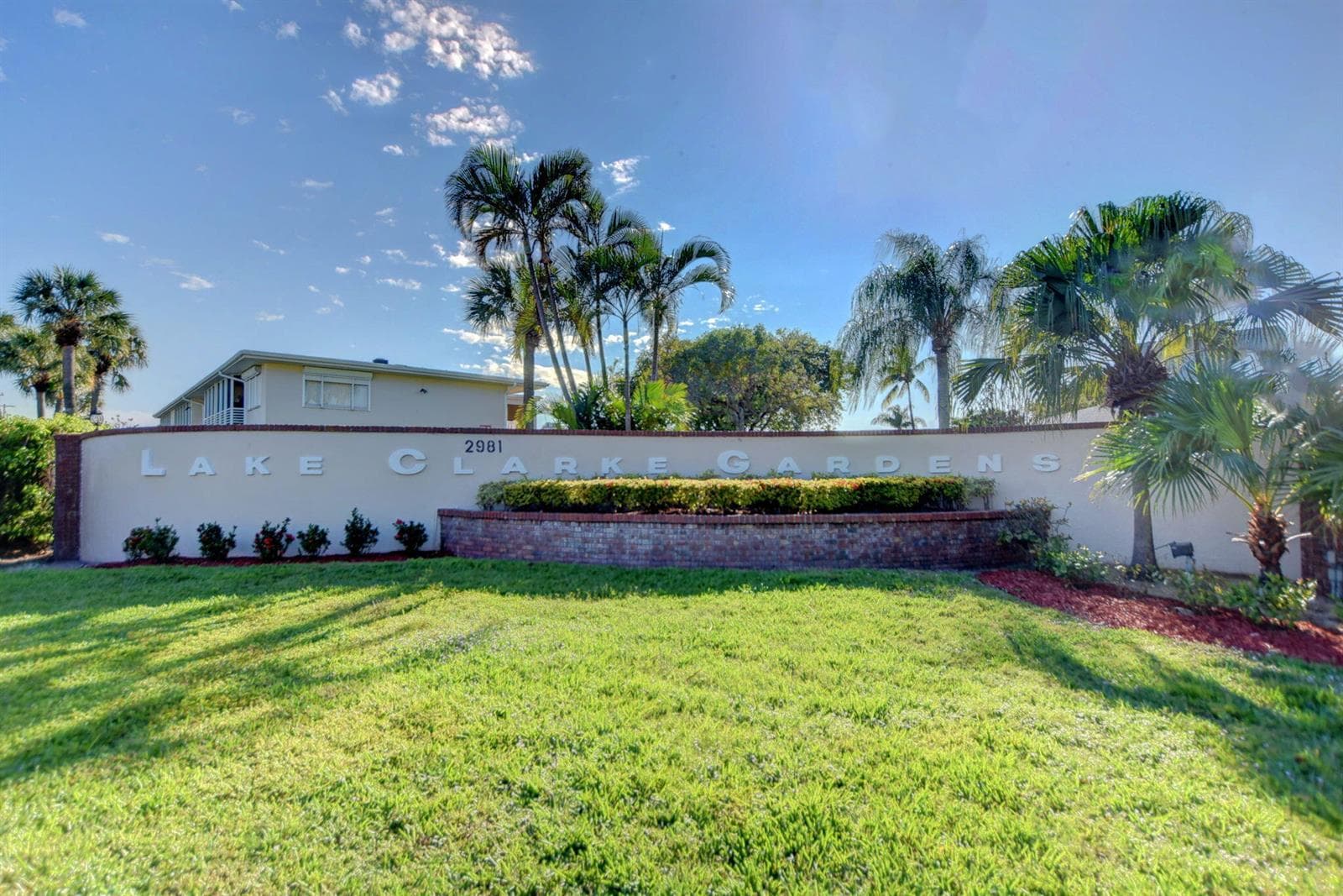 2812 Garden Drive S 308 photo 17