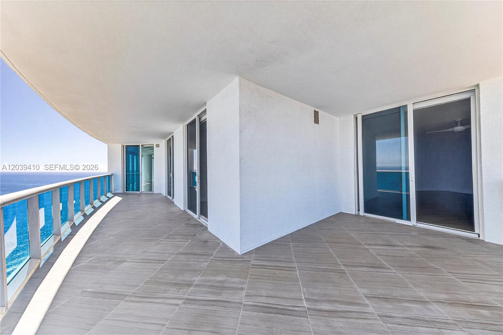 2711 S OCEAN DR 3102 photo 3
