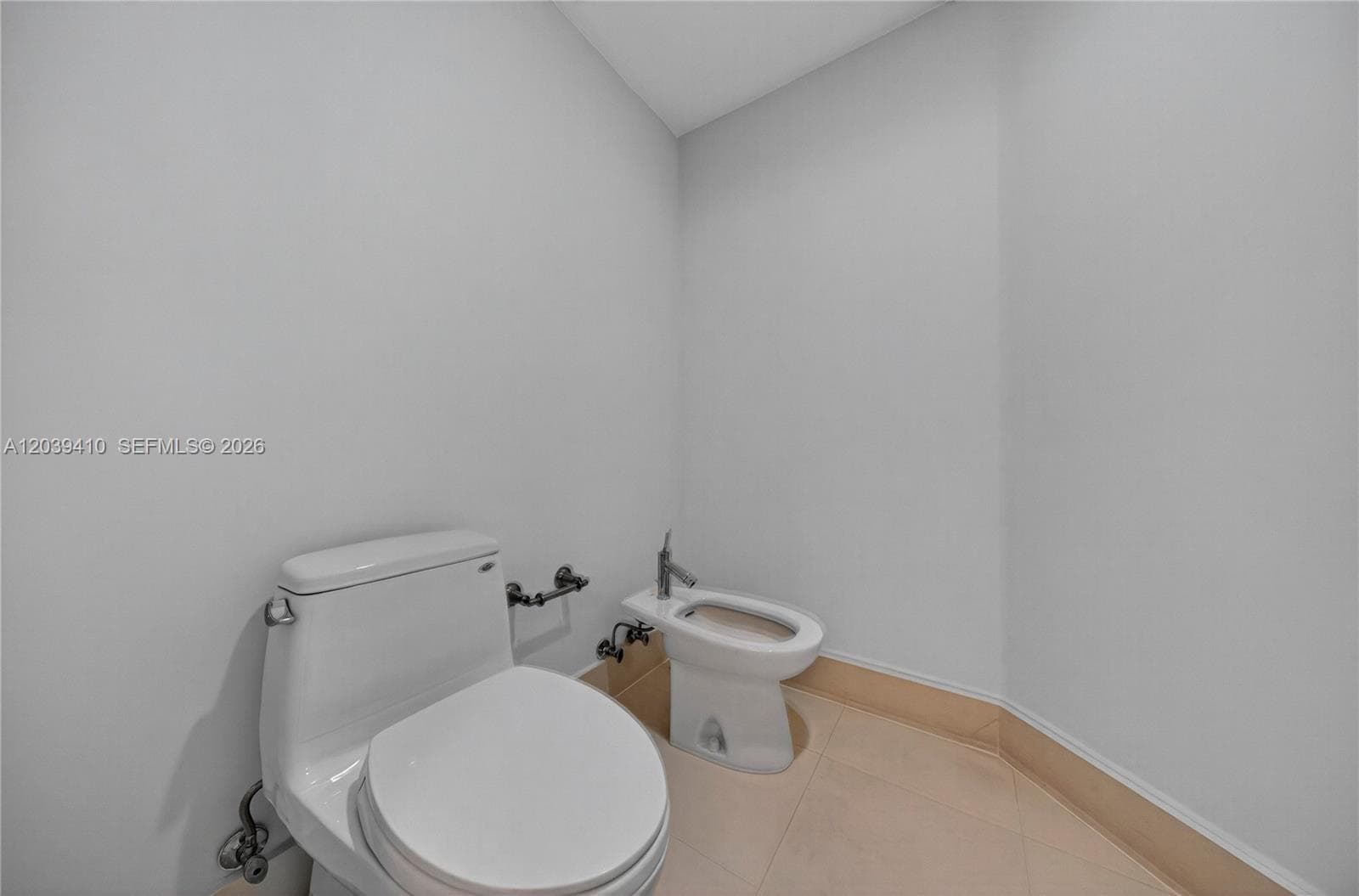 2711 S OCEAN DR 3102 photo 19