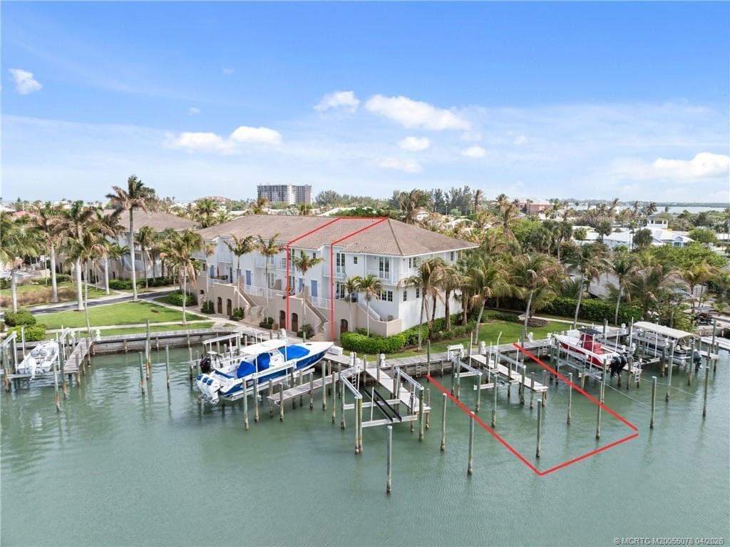 1560 Island Cove Road photo 5