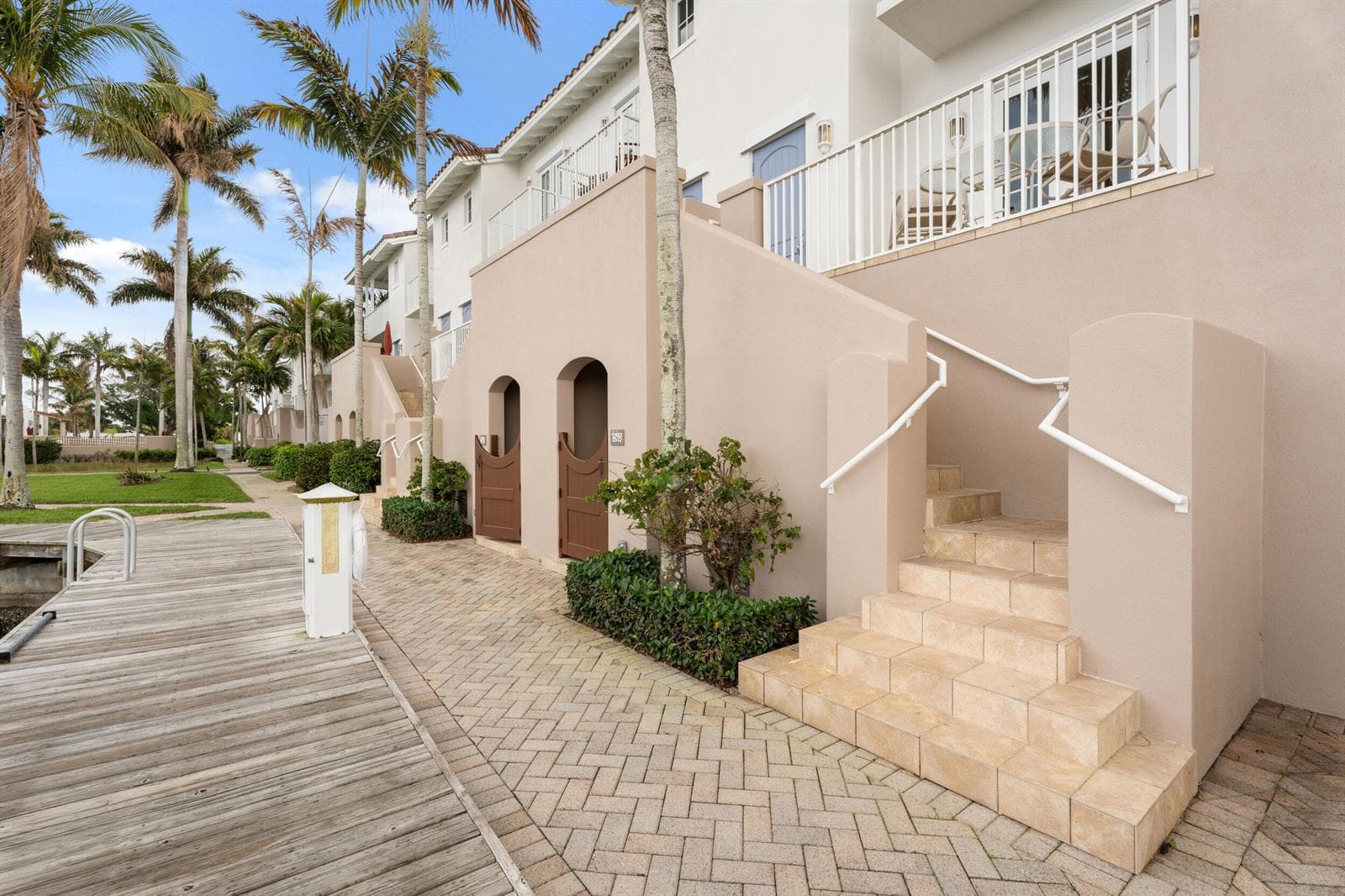 1560 Island Cove Road photo 11